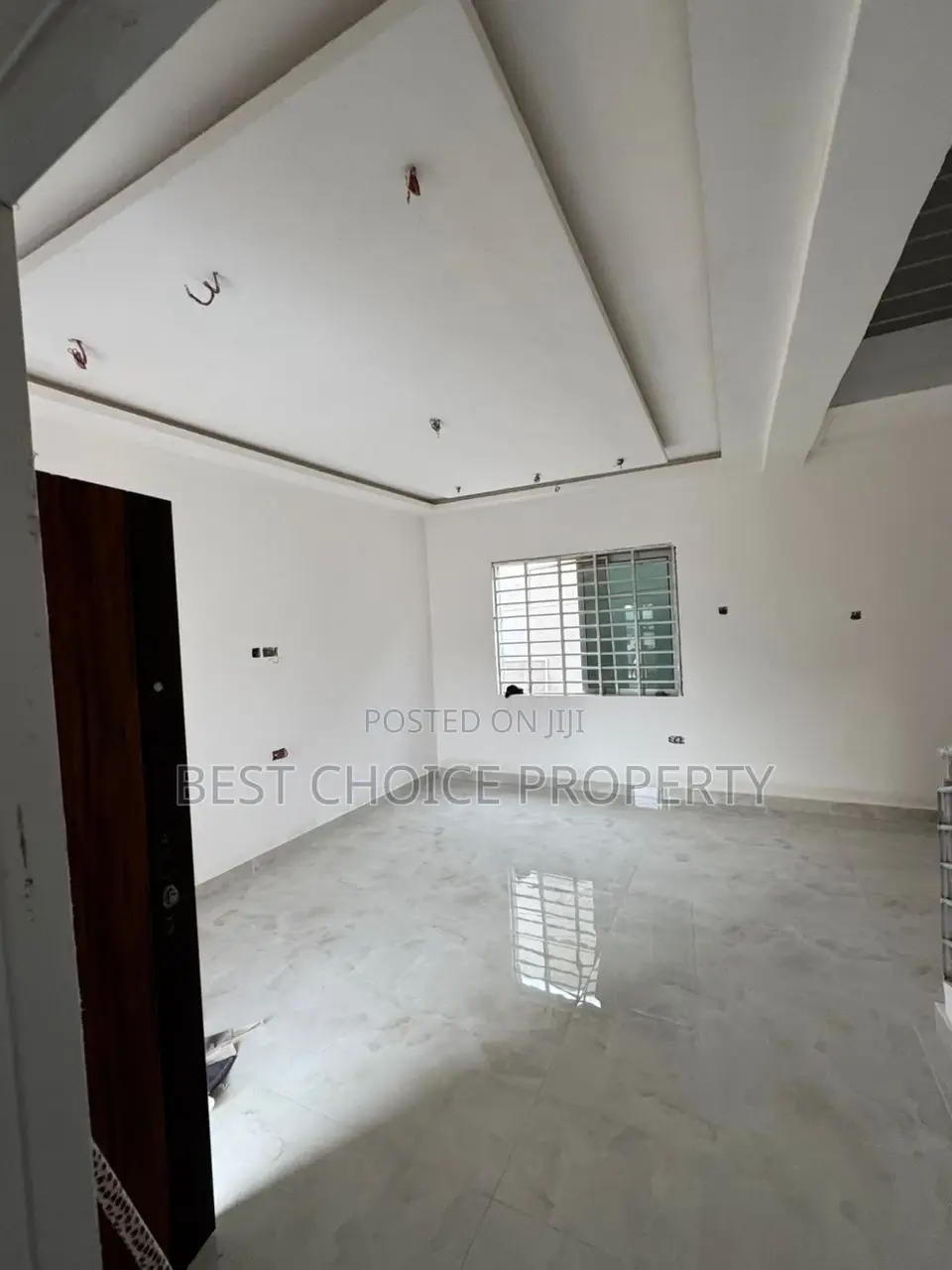 Newly Built Chamber N Hall Self Compound Lakeside Estate in Lake Side Estate