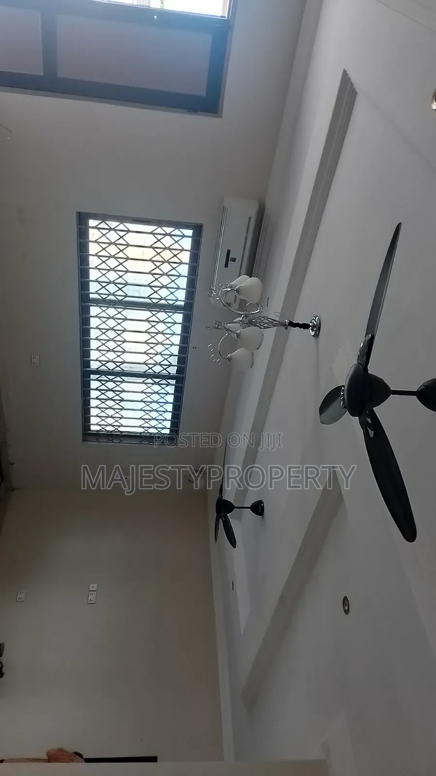 3bdrm House in Ashaley Botwe, School Junction for rent in School Junction