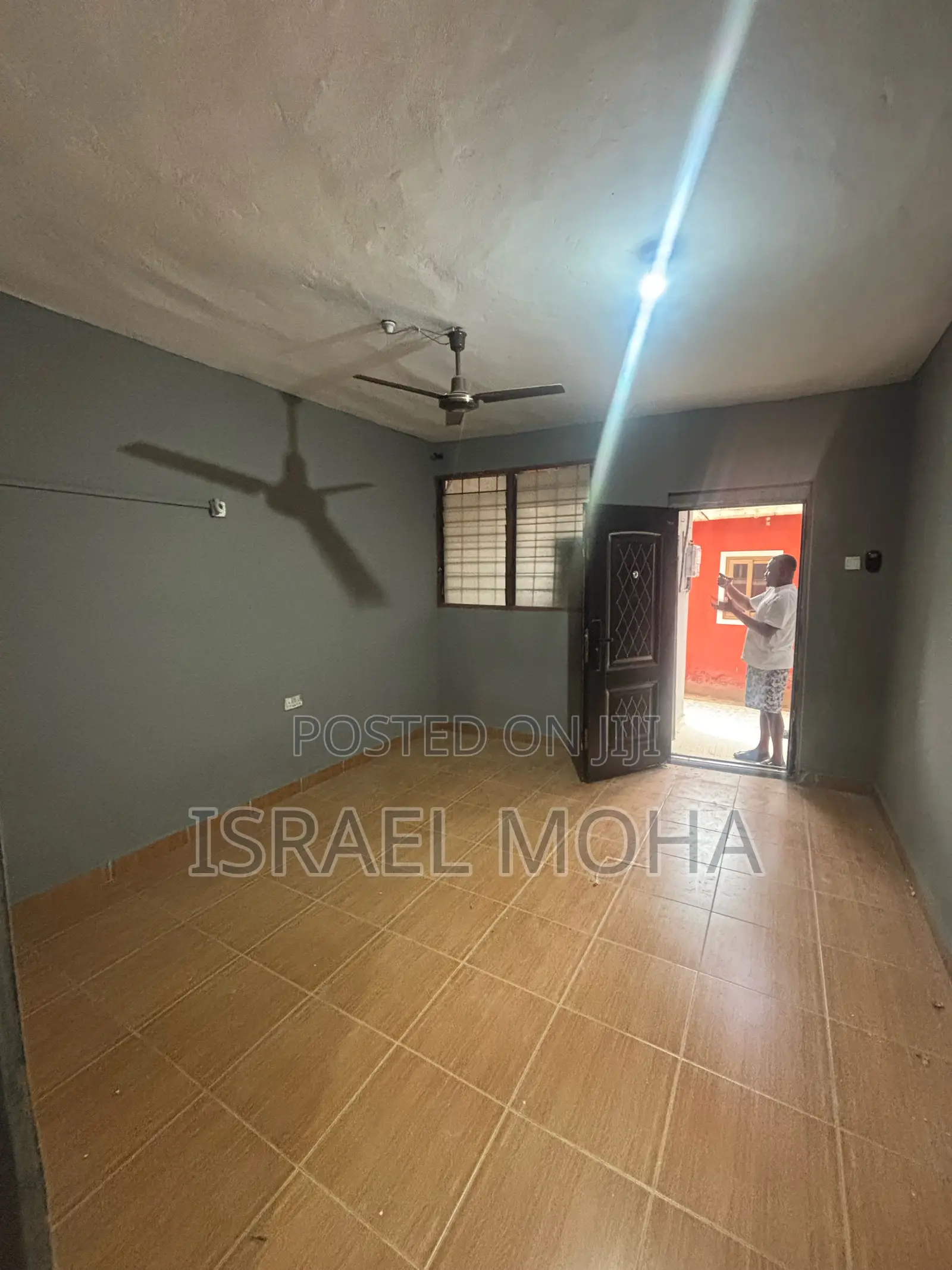 Chamber and Hall Sc for Rent Madina in Madina