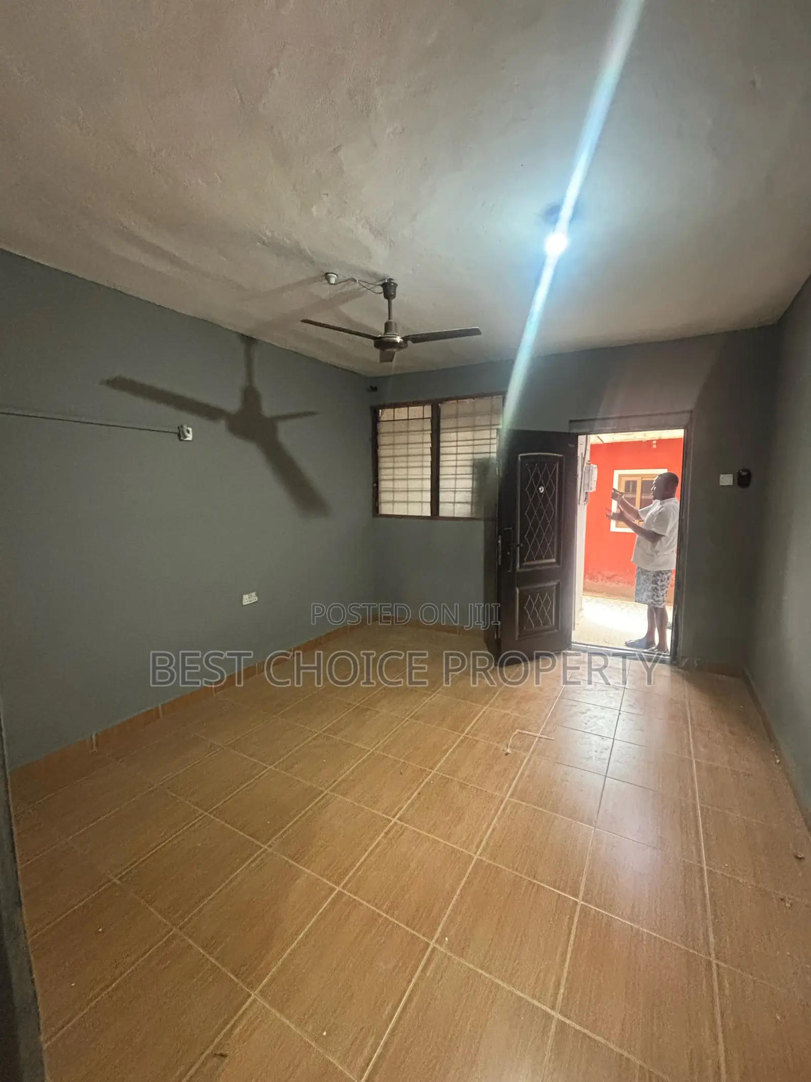 Chamber and Hall Sc for Rent Madina in Madina