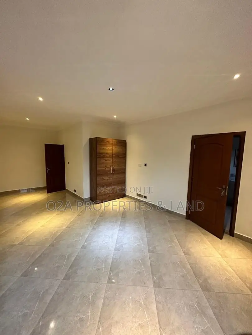 5bdrm Townhouse / Terrace in East Legon, Bawaleshie for rent in Bawaleshie