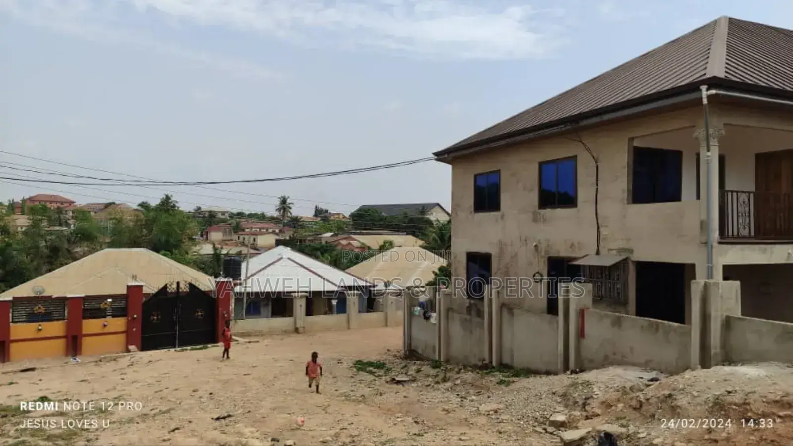 9bdrm House in Kumasi Metropolitan for sale in Kumasi Metropolitan