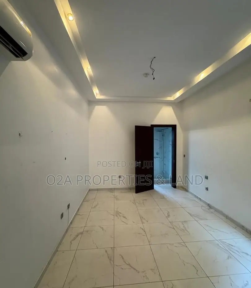4bdrm House in East Legon, American House for rent in American House