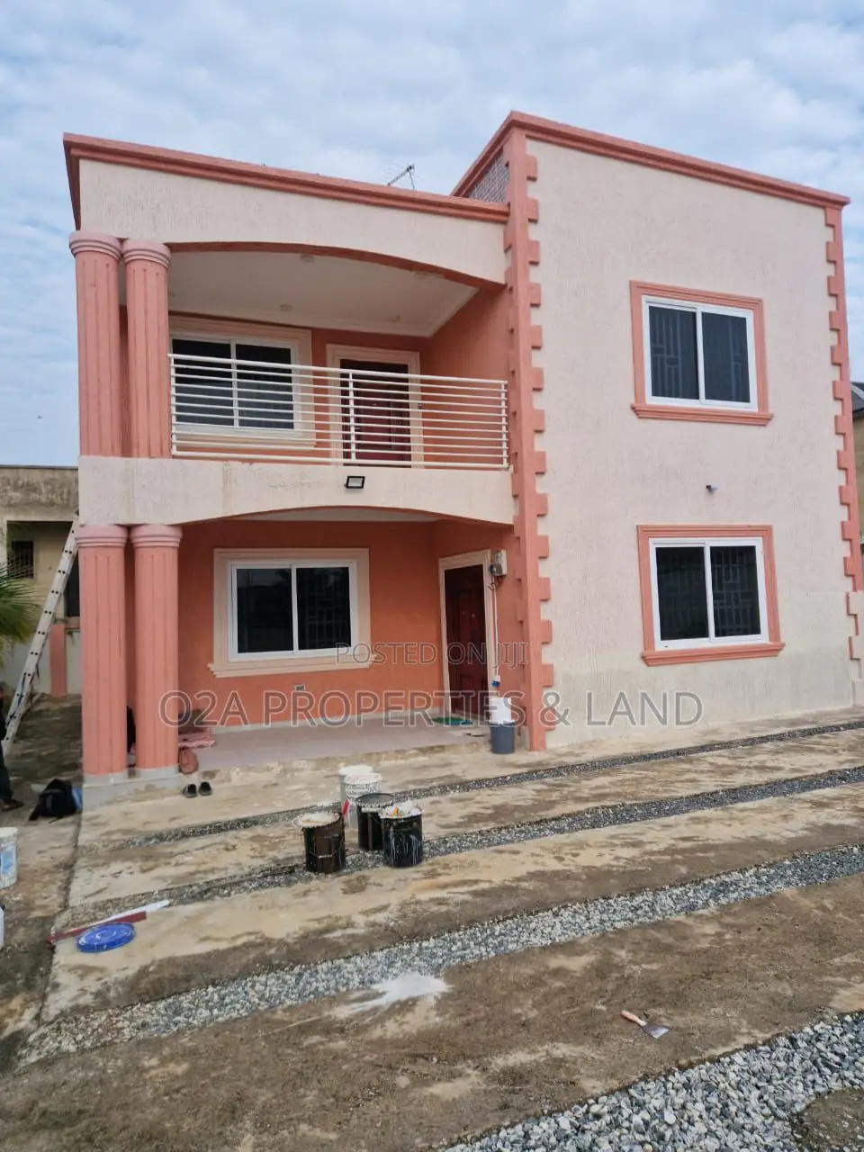 5bdrm House in Kasoa Estate, Awutu Senya East Municipal for sale in Awutu Senya East Municipal