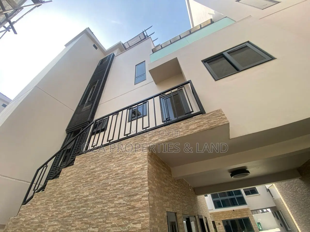 3bdrm Townhouse / Terrace in Airport Residential for rent in Airport Residential Area