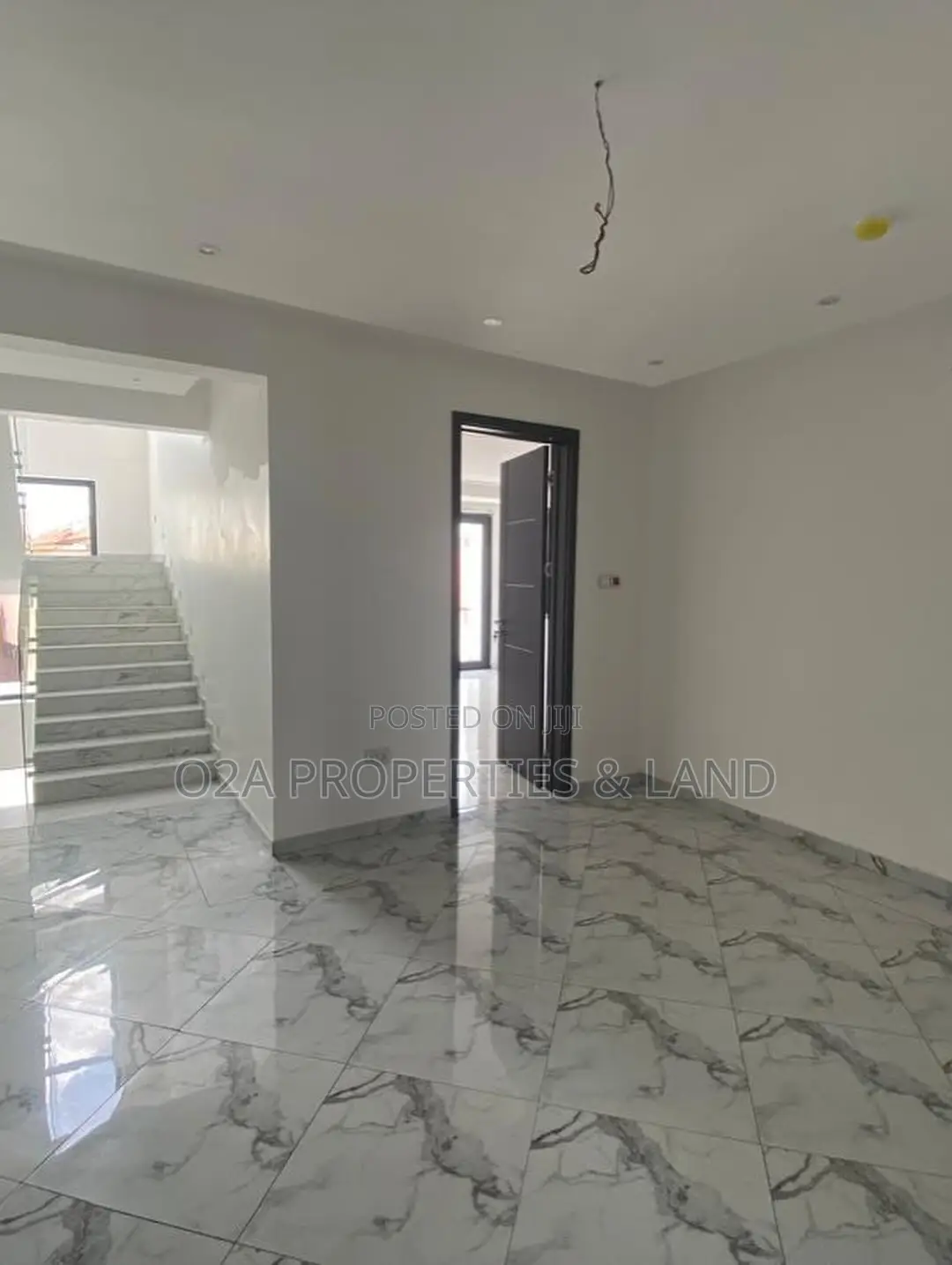 4bdrm House in East Legon, American House for sale in American House