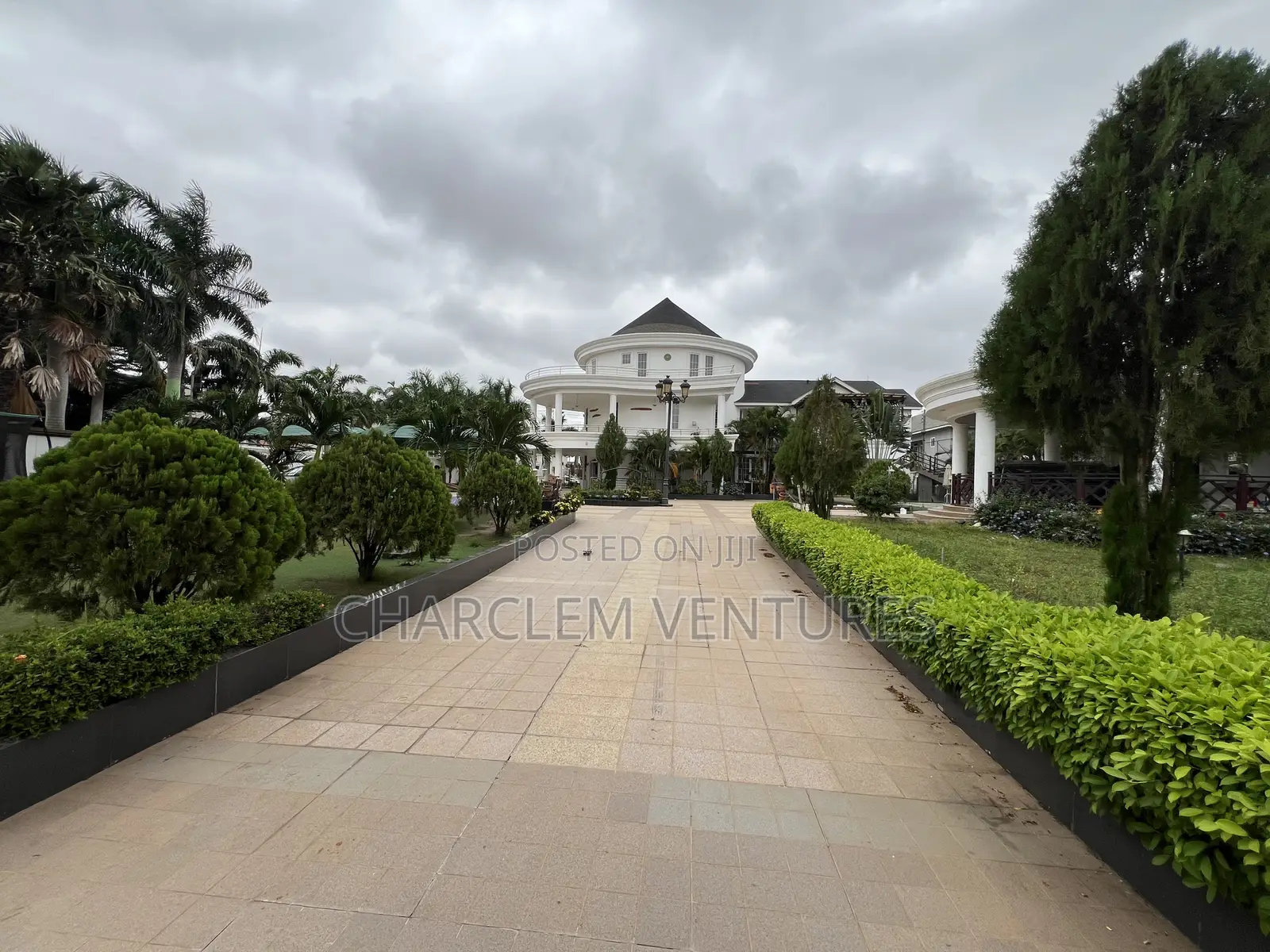 11bdrm Mansion in Charclem Ventures, East Legon for sale in East Legon