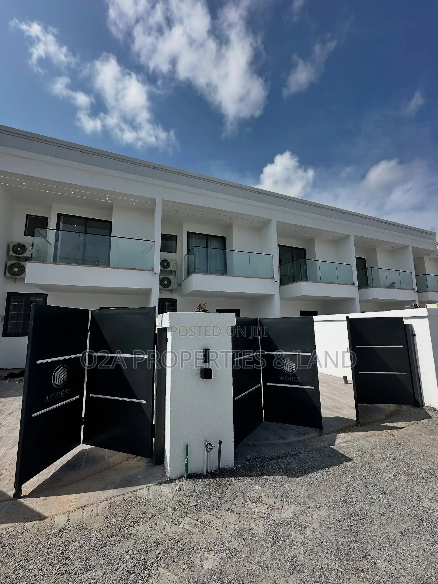 2bdrm House in Ashaley Botwe, Lake Side Estate for sale in Lake Side Estate