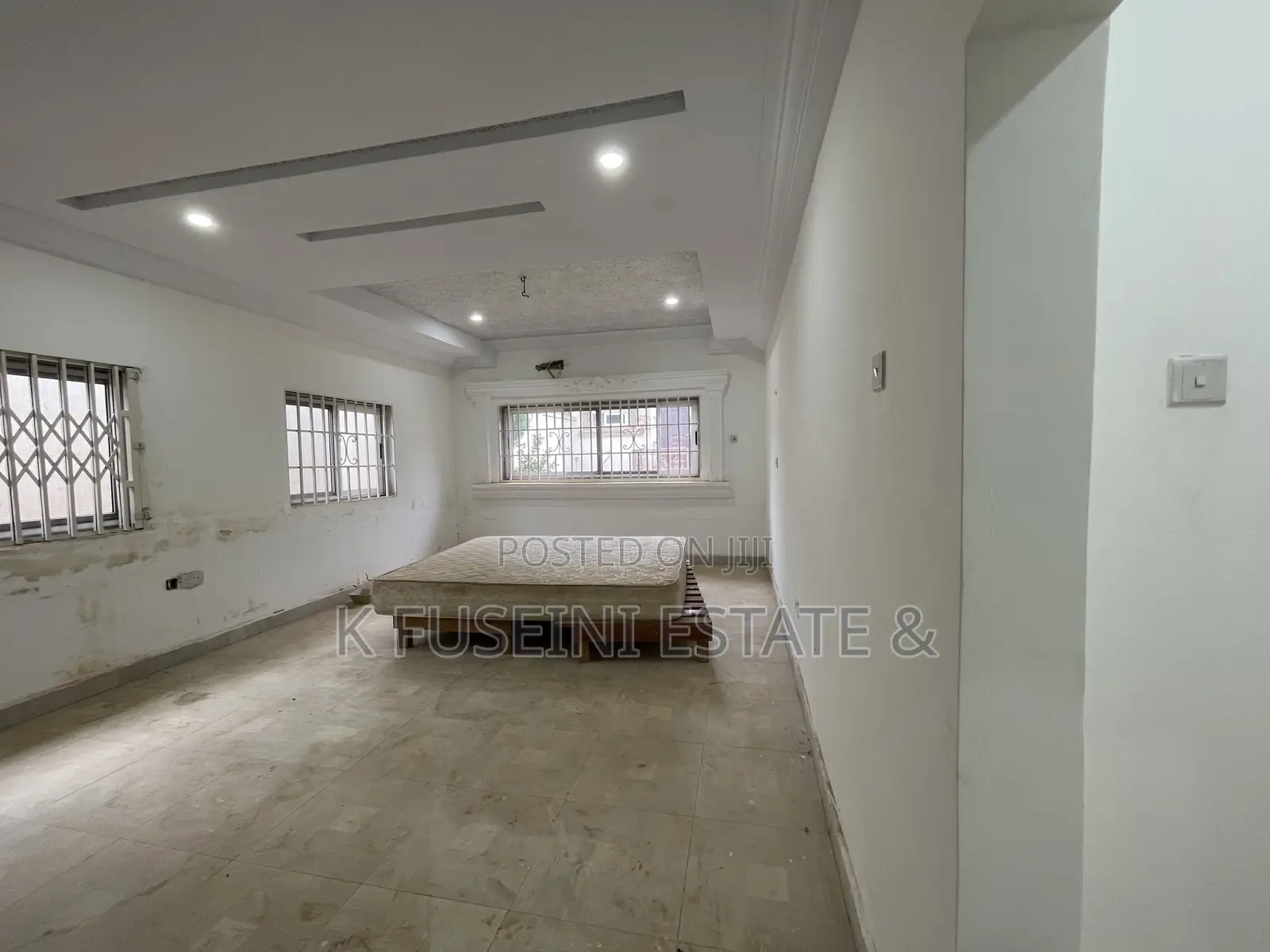 Furnished 6bdrm House in K Fuseini Estate, Kumasi Metropolitan for sale in Kumasi Metropolitan