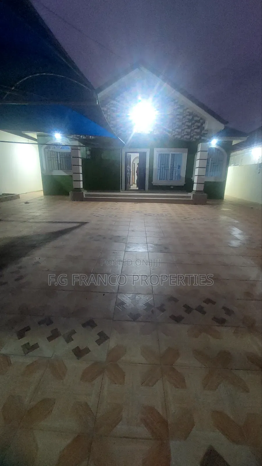 3bdrm House in Kg.Franco Properties, Spintex for rent in Spintex