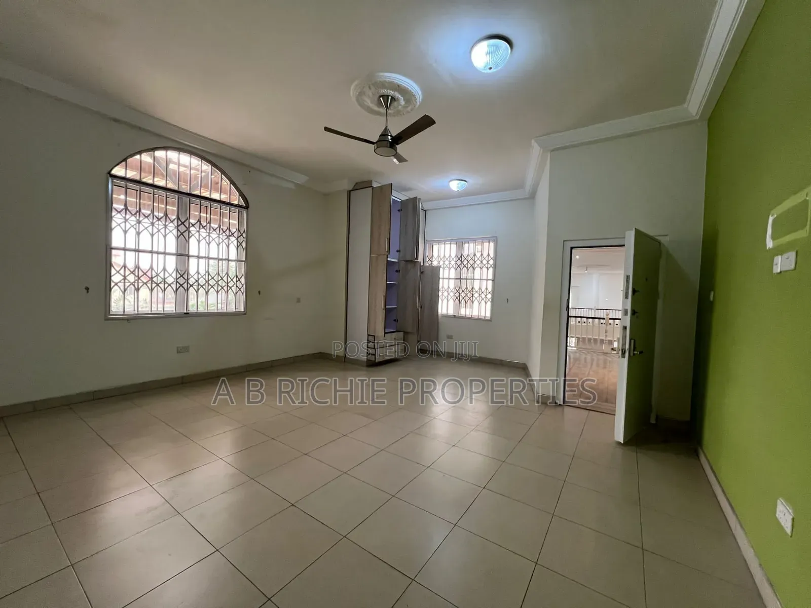 6bdrm Mansion in Ab Richie Properties, East Legon for sale in East Legon