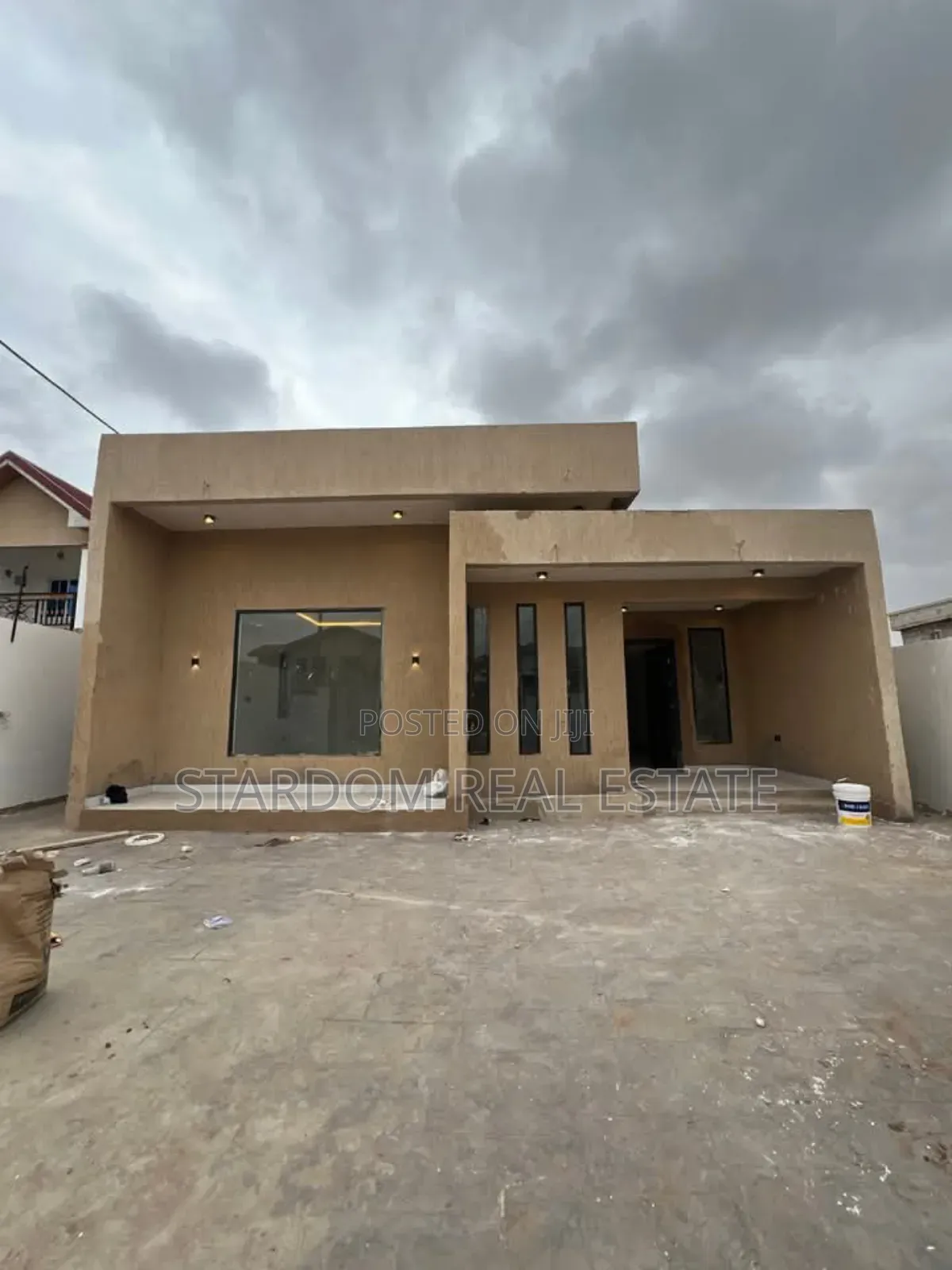3bdrm Bungalow in Lake Side Estate for sale in Lake Side Estate