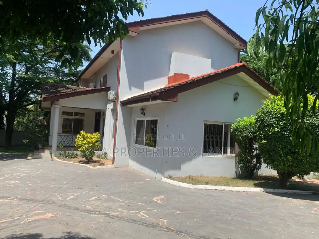 5bdrm House in Cantonments, Prisons for rent in Prisons