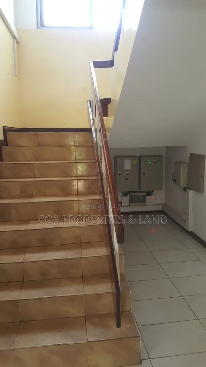4bdrm House in Cantonment, Acquinas for rent in Acquinas