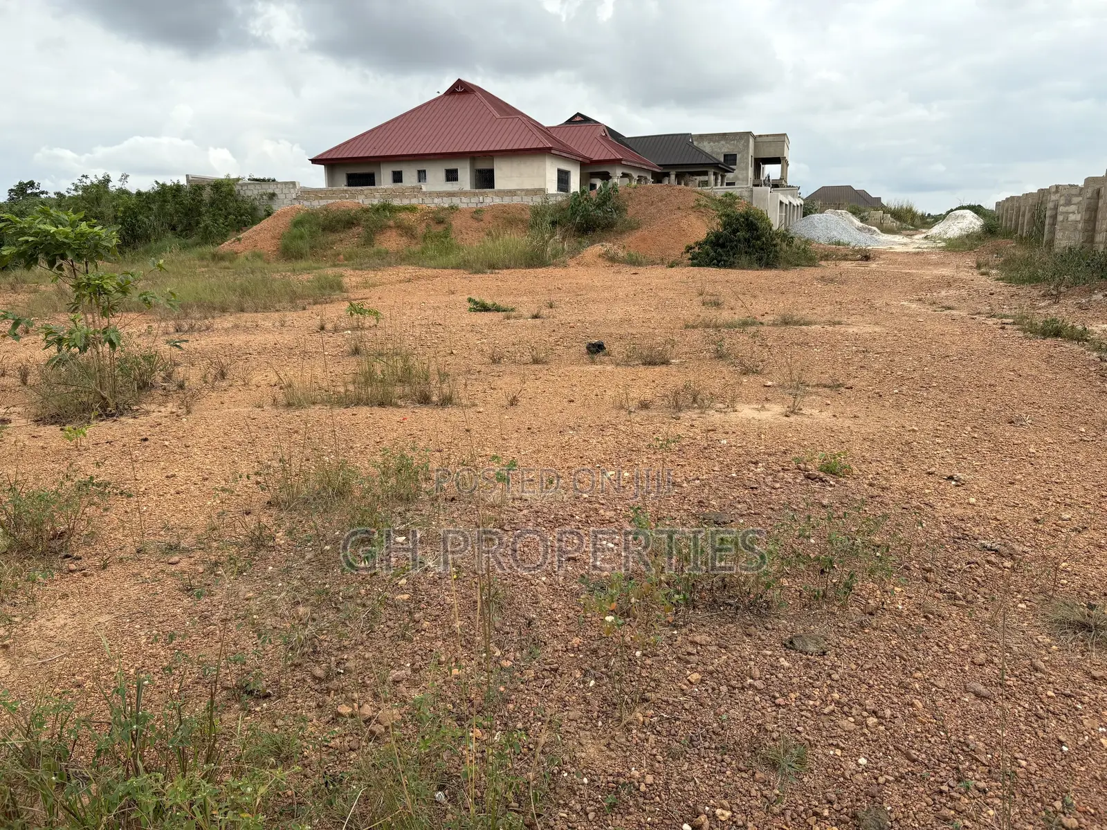 One Full Plot for Sale in Kwanwoma,Sokoban Road. in Kumasi Metropolitan