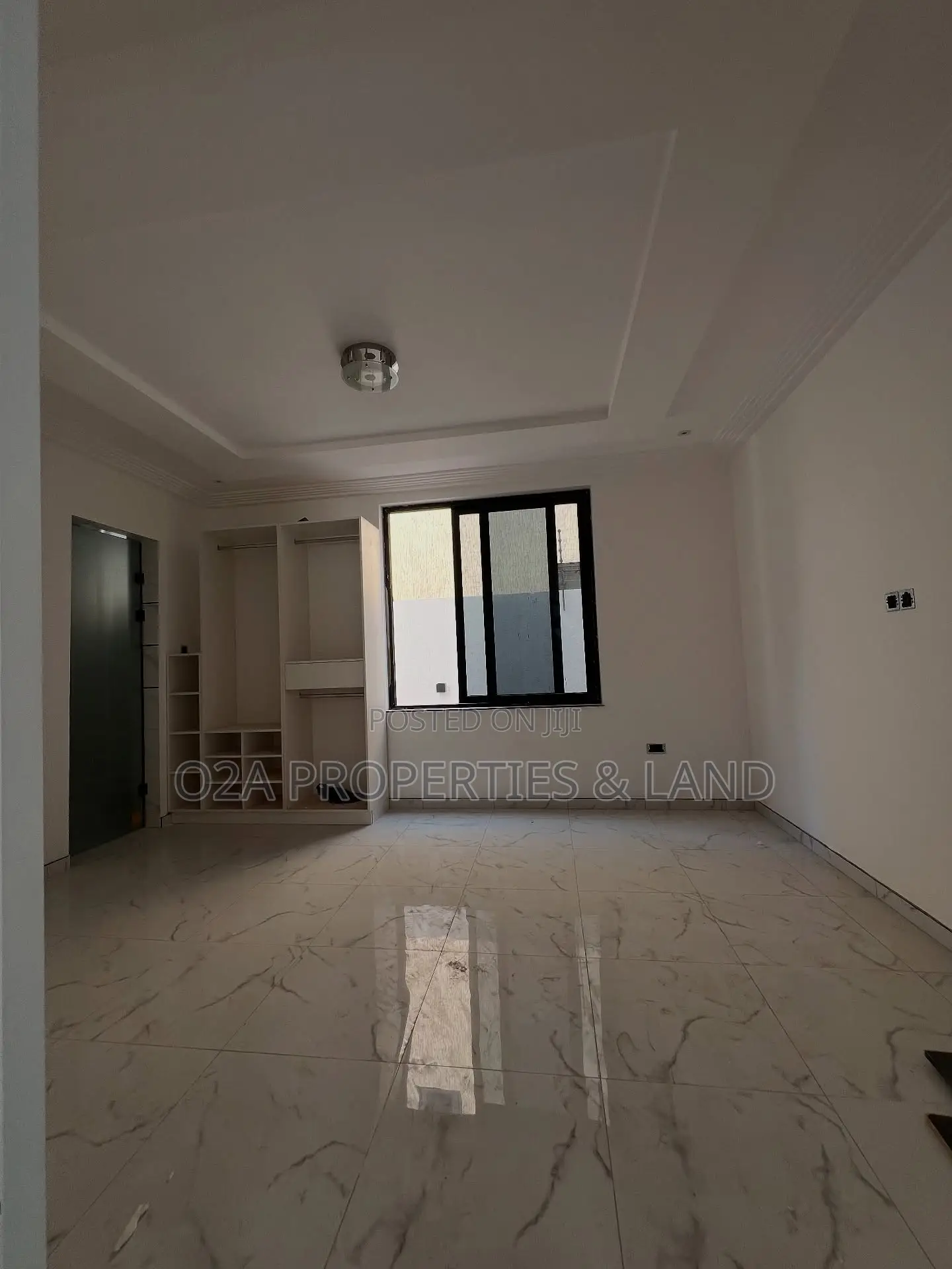 4bdrm House in East Legon, A&C Mall Area for sale in A&C Mall Area