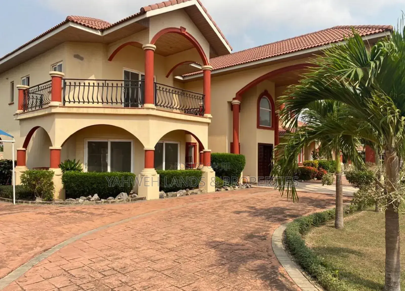 6bdrm House in East Legon for sale in East Legon