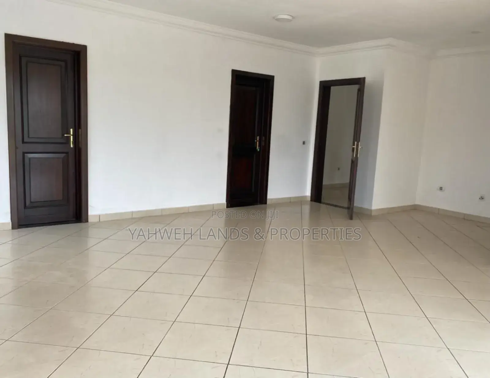 6bdrm House in East Legon for sale in East Legon