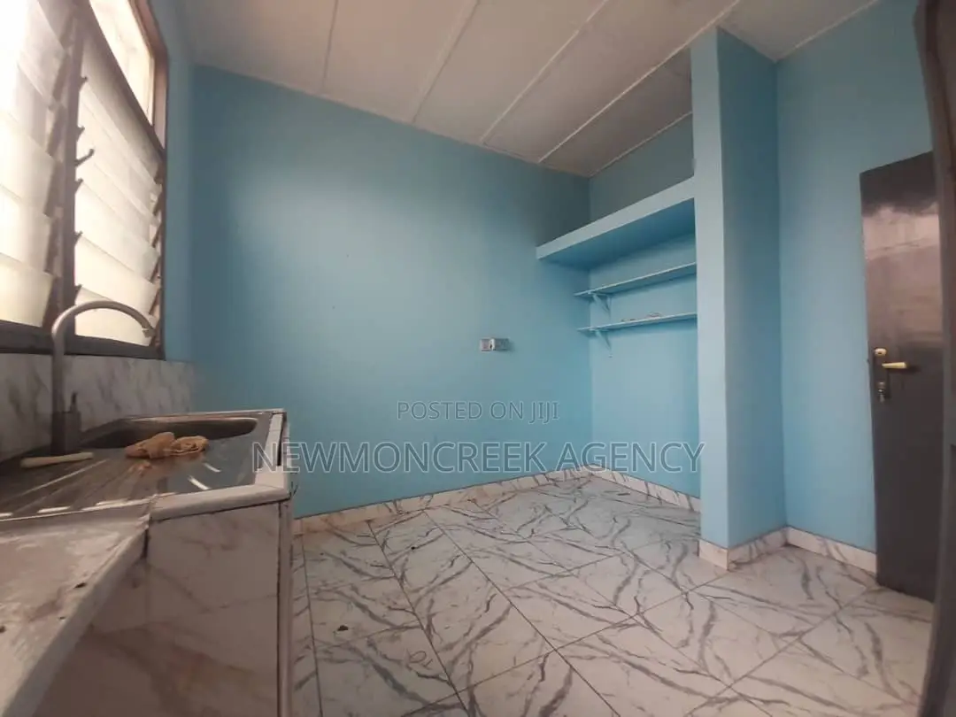 2bdrm Apartment in Adenta Ssnit Flats for sale in SSNIT Flats