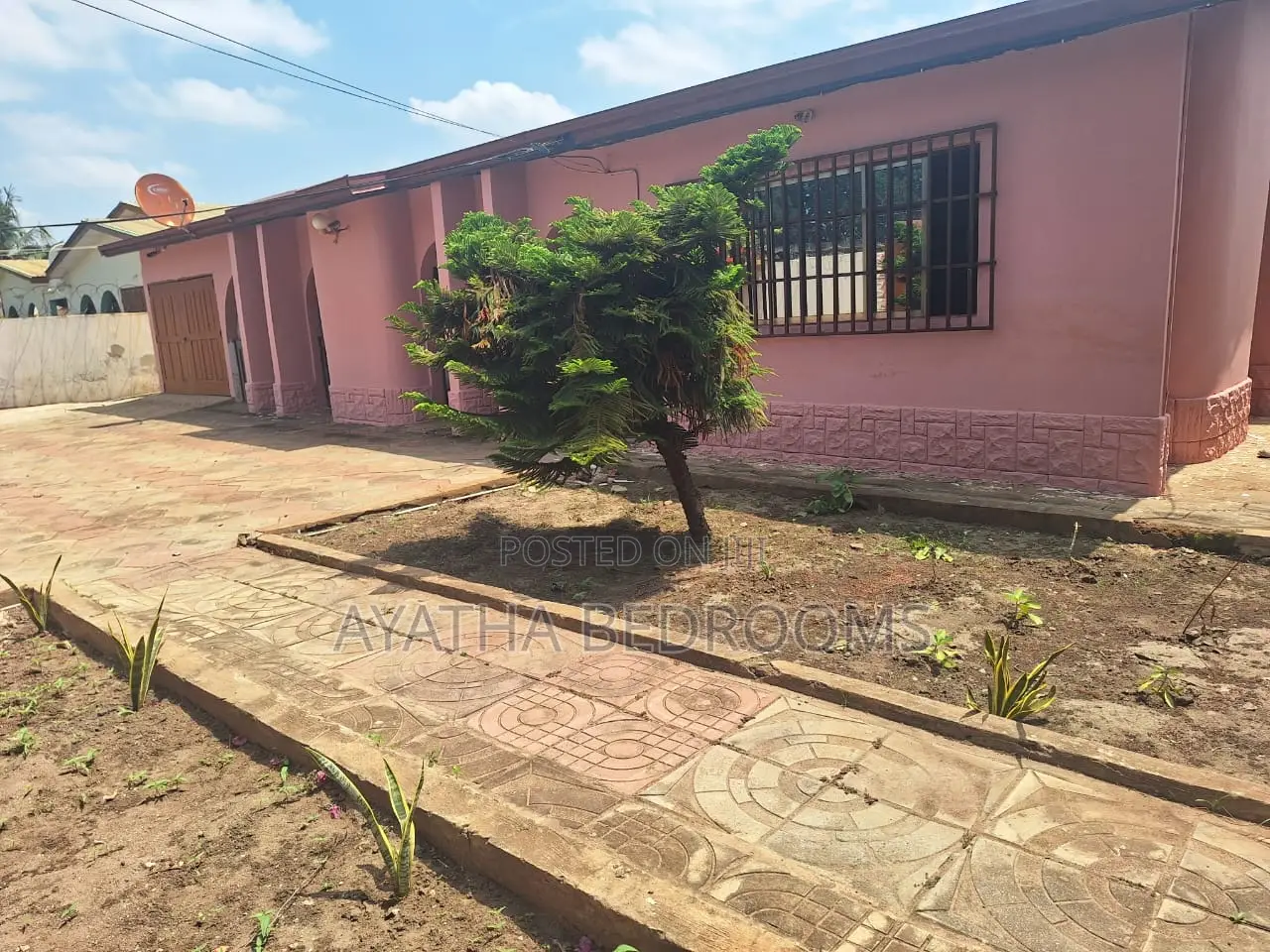 4bdrm Apartment in Ayathar Bedroom, Baatsona Total for rent in Baatsona Total