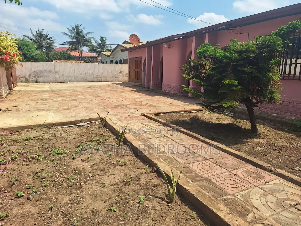 4bdrm Apartment in Ayathar Bedroom, Baatsona Total for rent in Baatsona Total