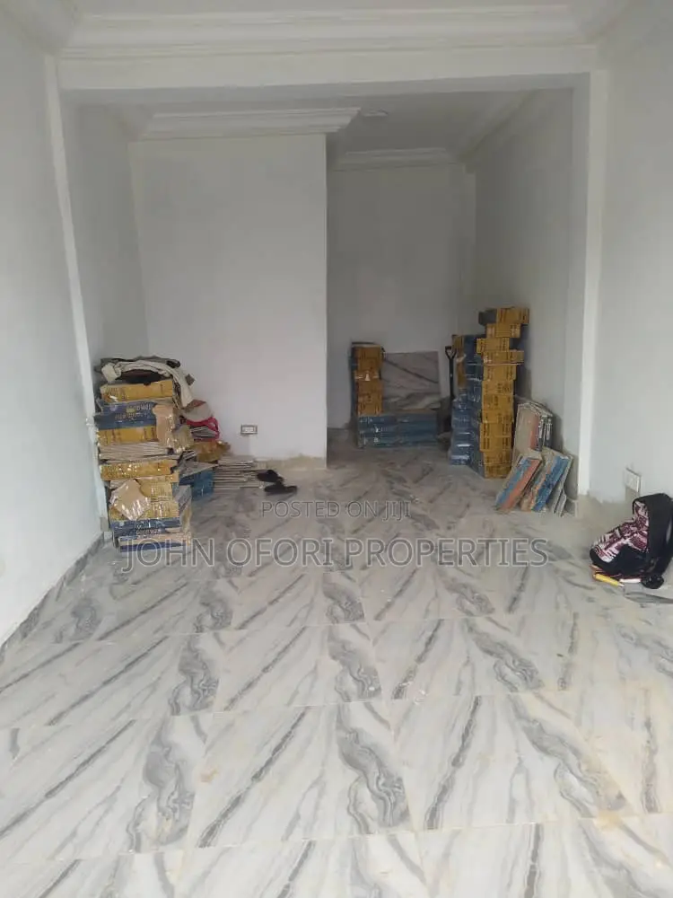 2bdrm Apartment in Emena Hospital, Kumasi Metropolitan for rent in Kumasi Metropolitan