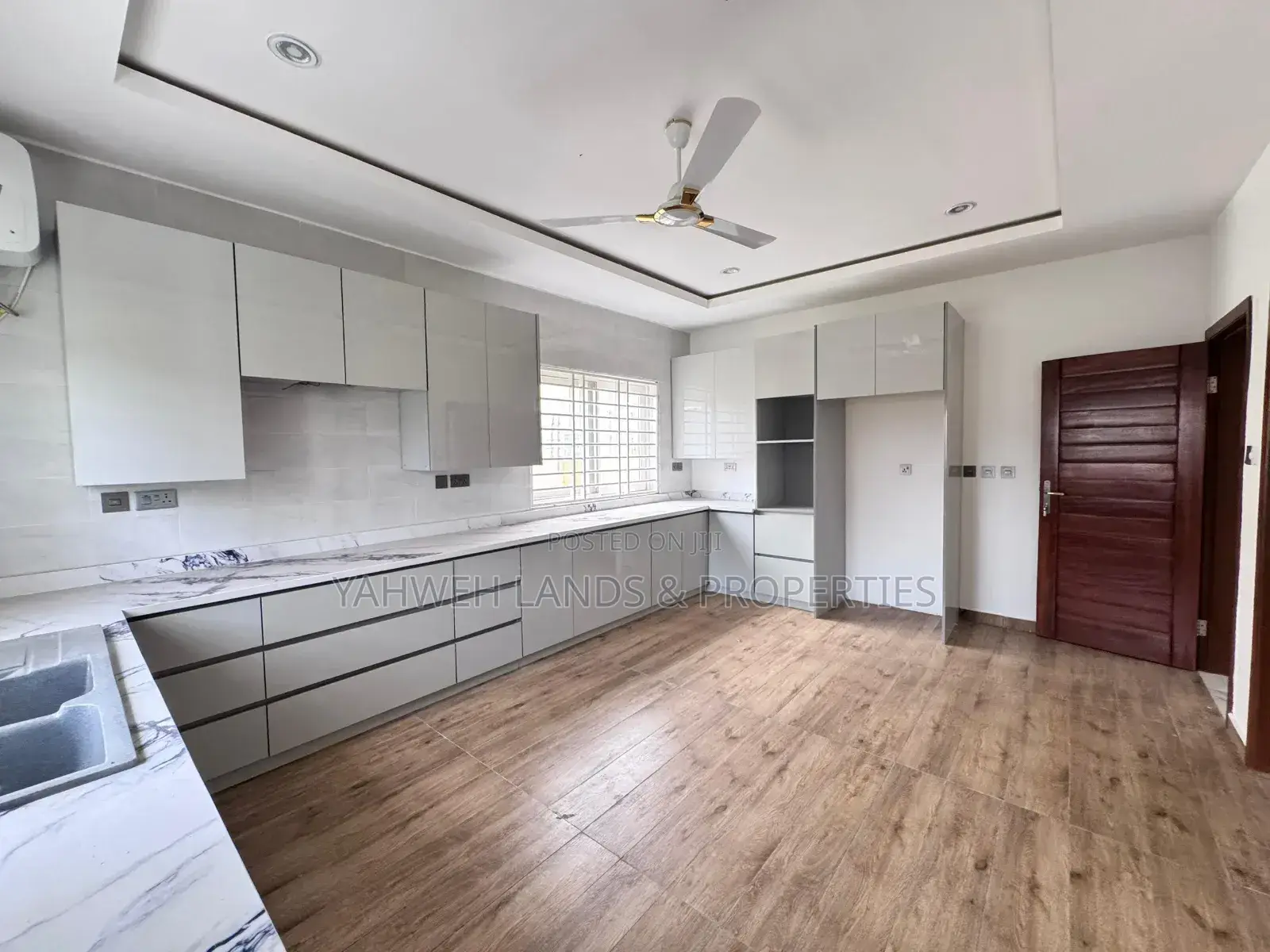4bdrm House in Lake Side Estate for rent in Lake Side Estate