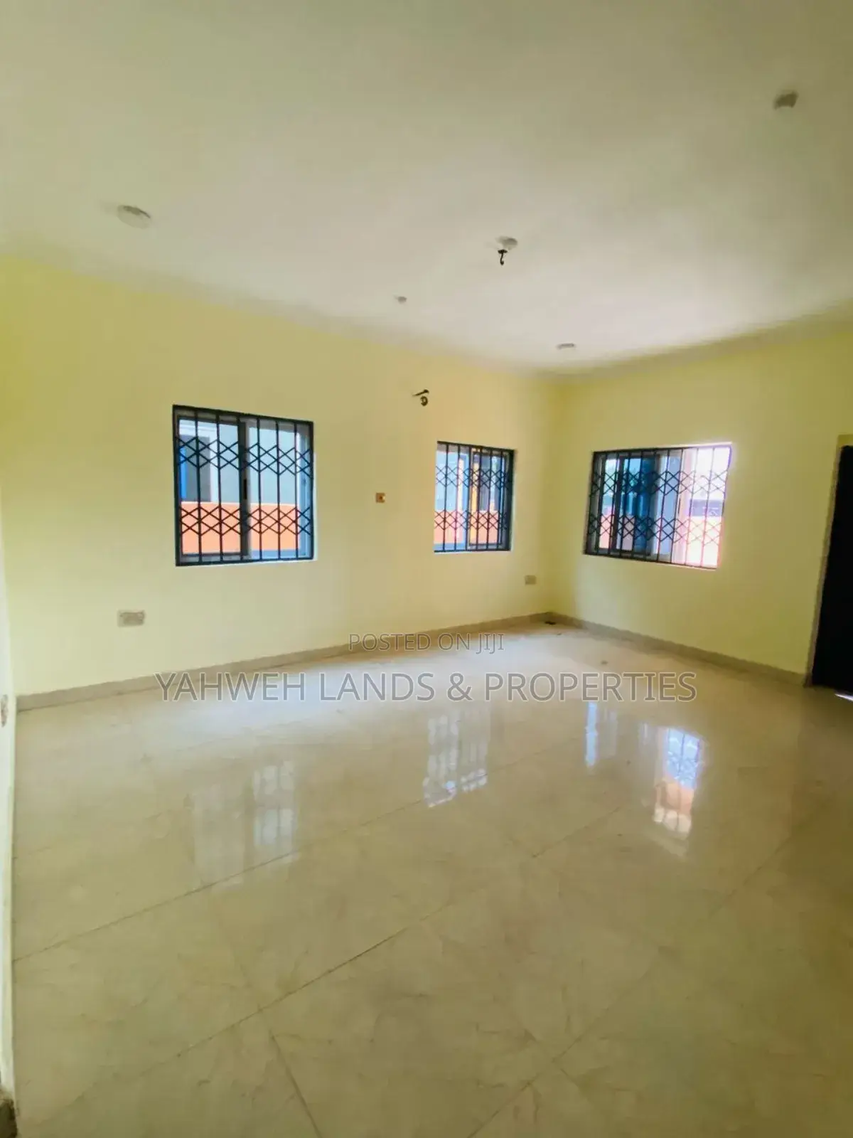 3bdrm House in Lakeside Estate for sale in Lake Side Estate