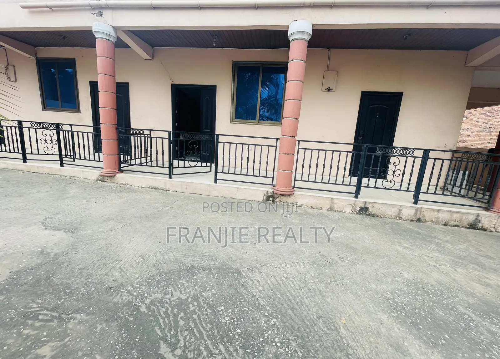 2bdrm Apartment in West Hills Mall Area for rent in West Hills Mall Area