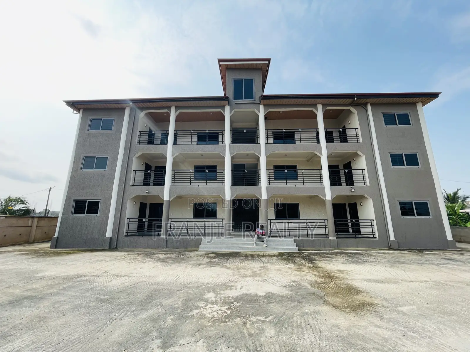 3bdrm Apartment in Weija for rent in Weija