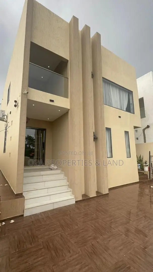 4bdrm House in Pokuase Acp Estate for sale in Pokuase