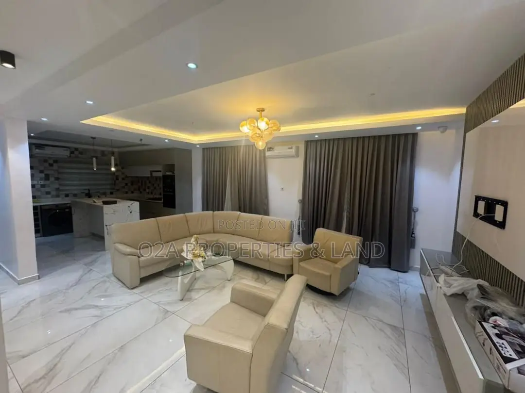 4bdrm House in Pokuase Acp Estate for sale in Pokuase