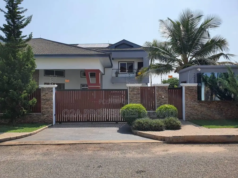 Furnished 6bdrm House in Airport Hills for sale in Airport Residential Area