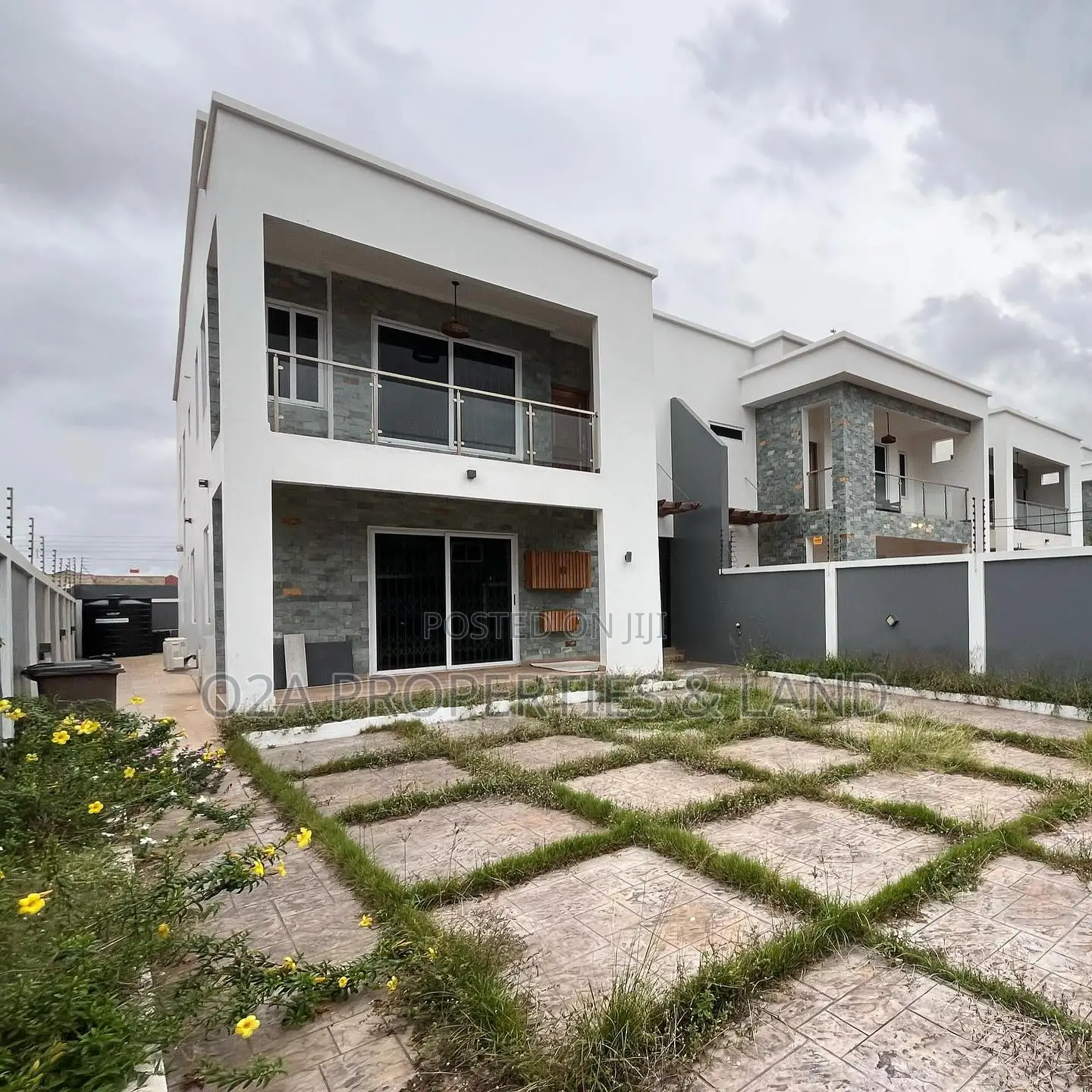 3bdrm House in East Legon -, Boundary Road Area for rent in Boundary Road Area