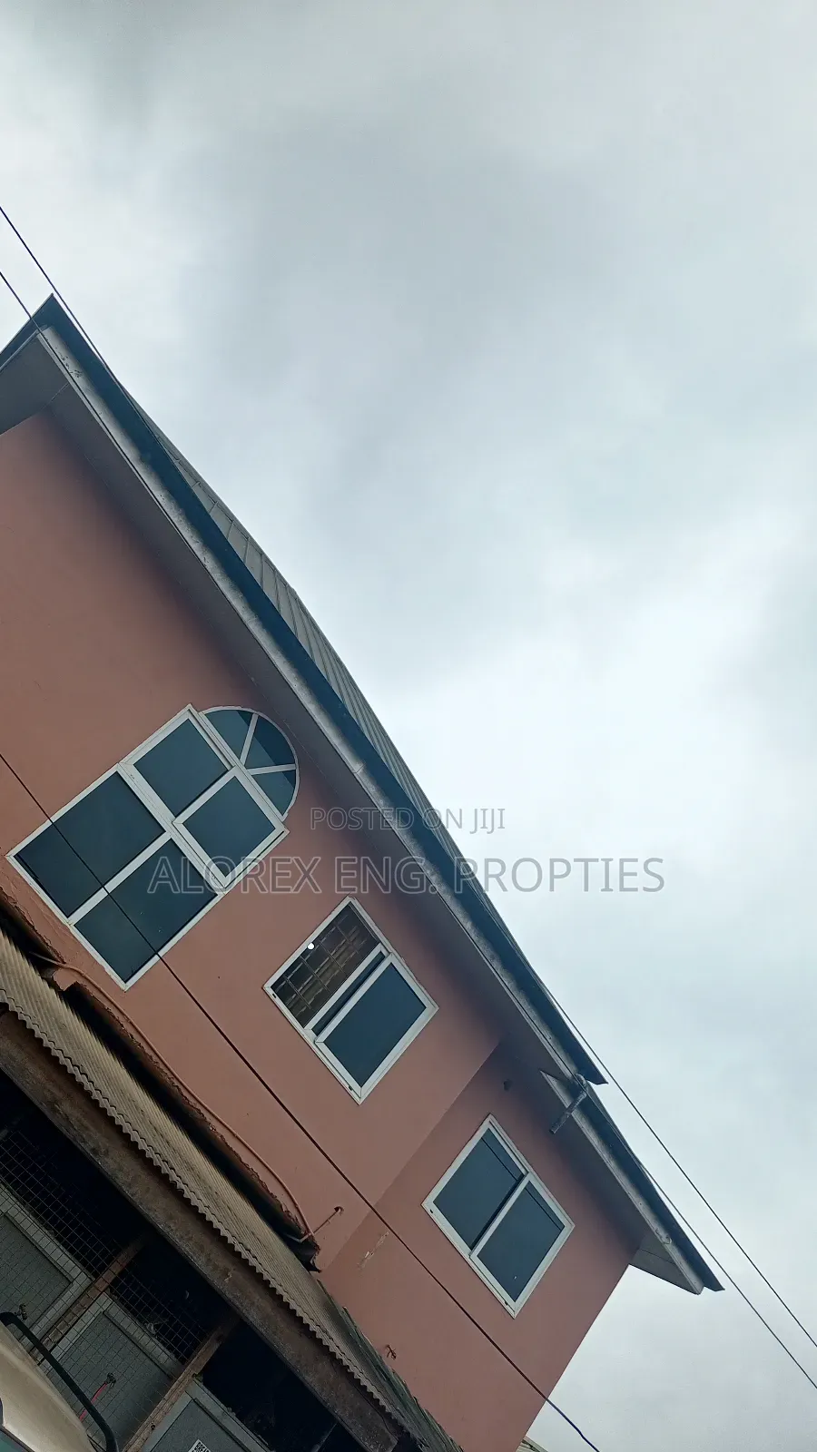 1bdrm Apartment in Chamber Self, Danfa for rent in Danfa