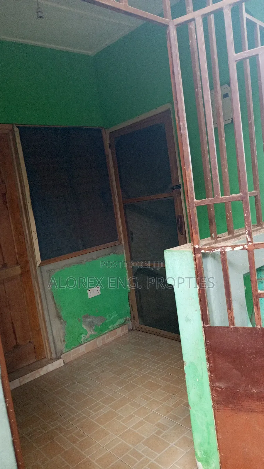 1bdrm Apartment in Chamber Self, Danfa for rent in Danfa