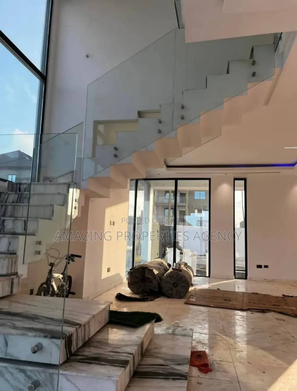 Furnished 5bdrm Mansion in Airport Residential Area for sale in Airport Residential Area