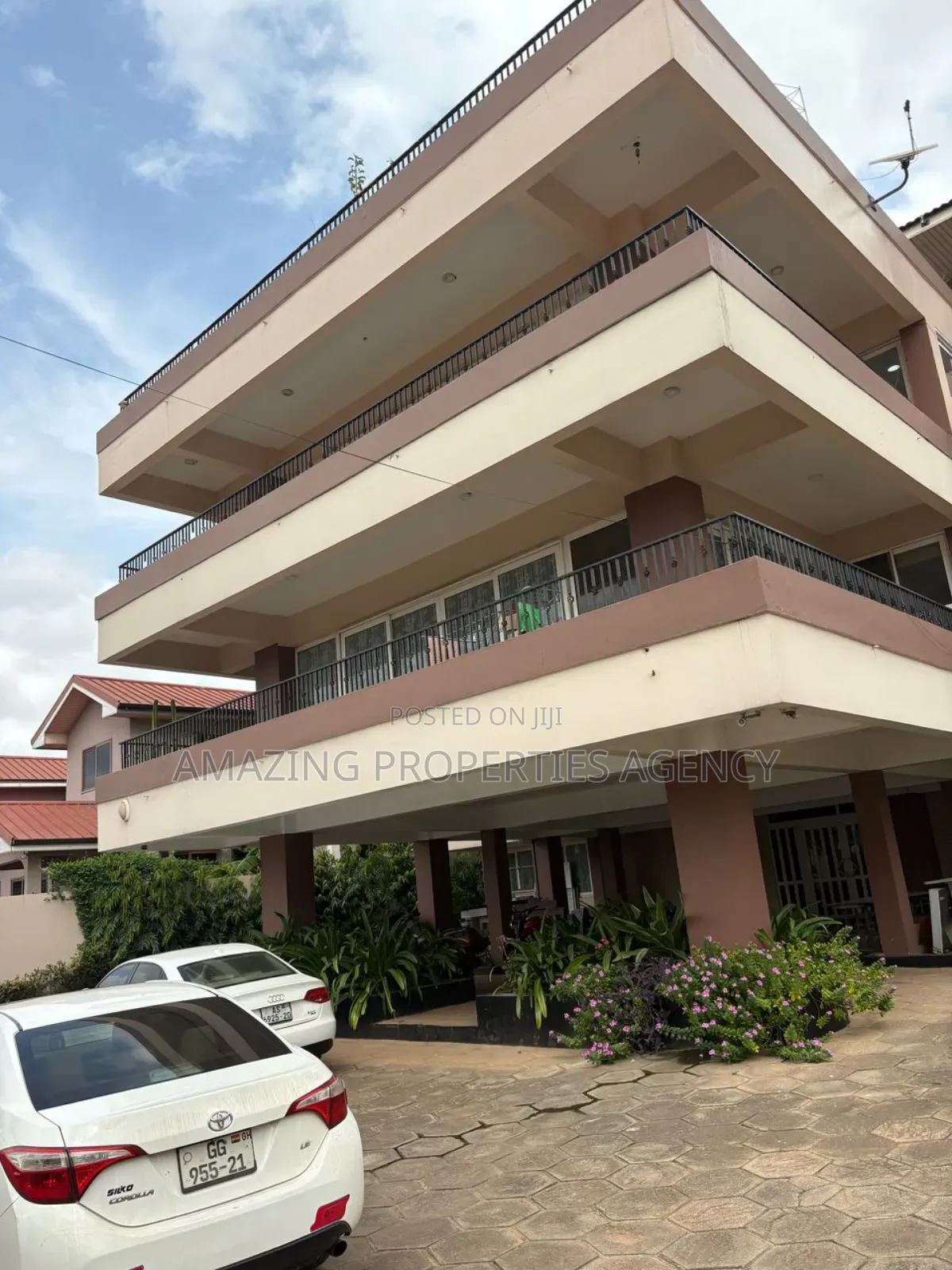 3bdrm House in Dzorwulu for sale in Dzorwulu