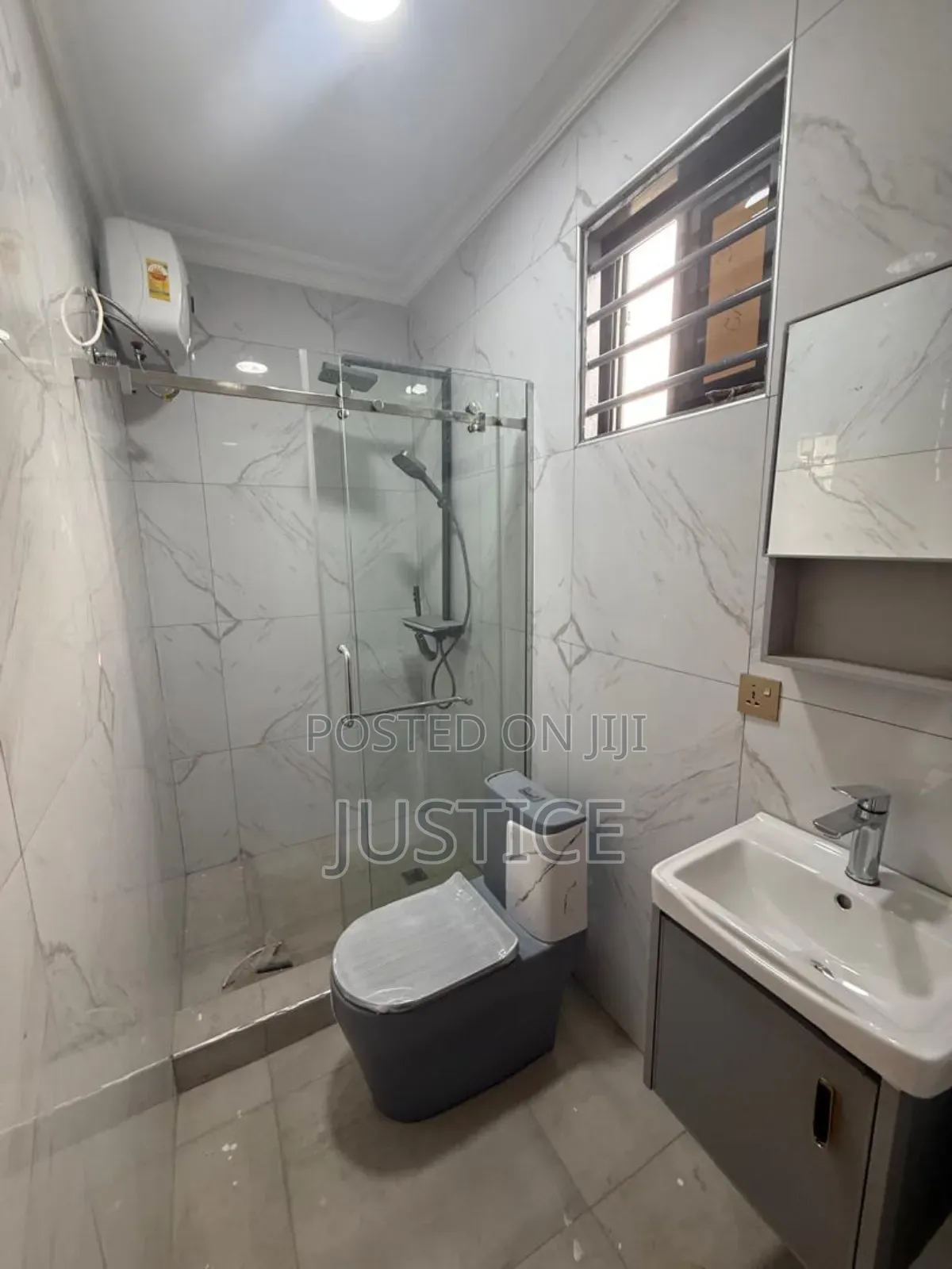 4bdrm House in Dzorwulu for sale in Dzorwulu