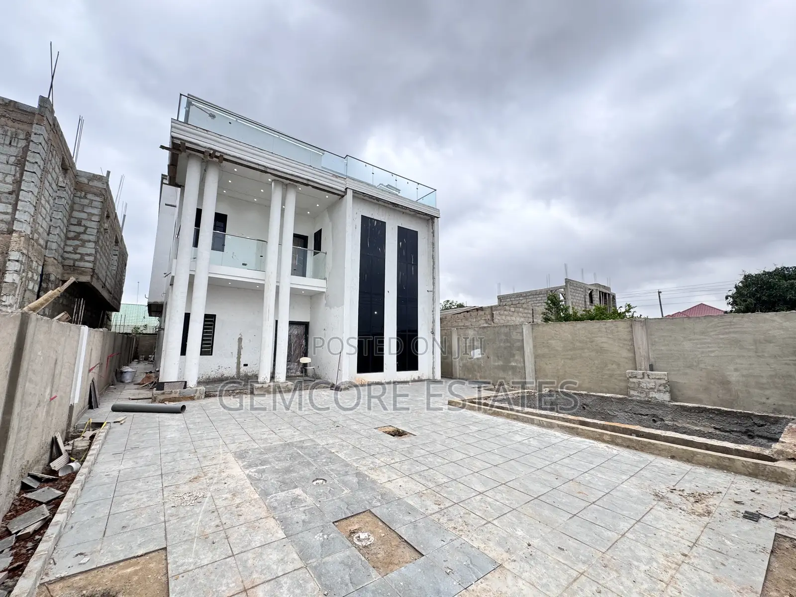 4bdrm House in Nanakrom, Ashaley Botwe for sale in Ashaley Botwe