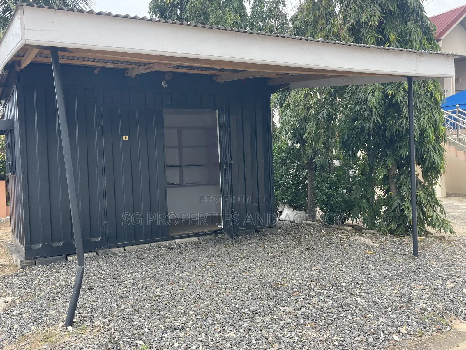 Spacious Container for Sale at Spintex in Baatsona Total