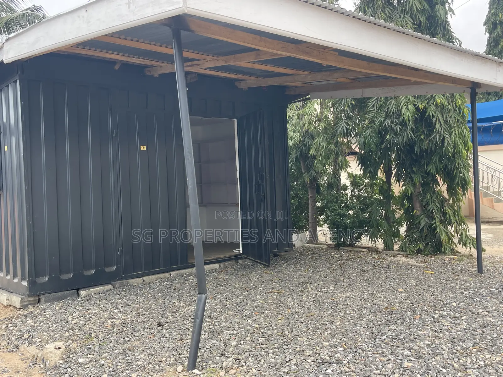 Spacious Container for Sale at Spintex in Baatsona Total