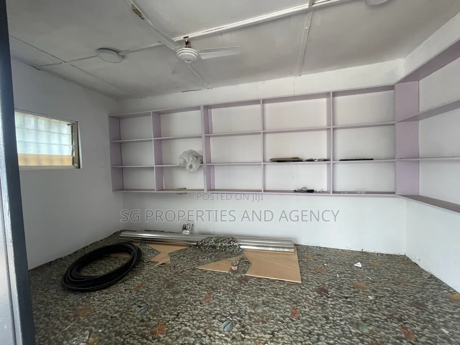 Spacious Container for Sale at Spintex in Baatsona Total