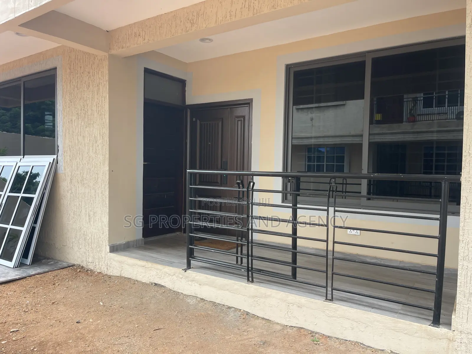 2bdrm Apartment in Borteyman, Baatsona Total for rent in Baatsona Total