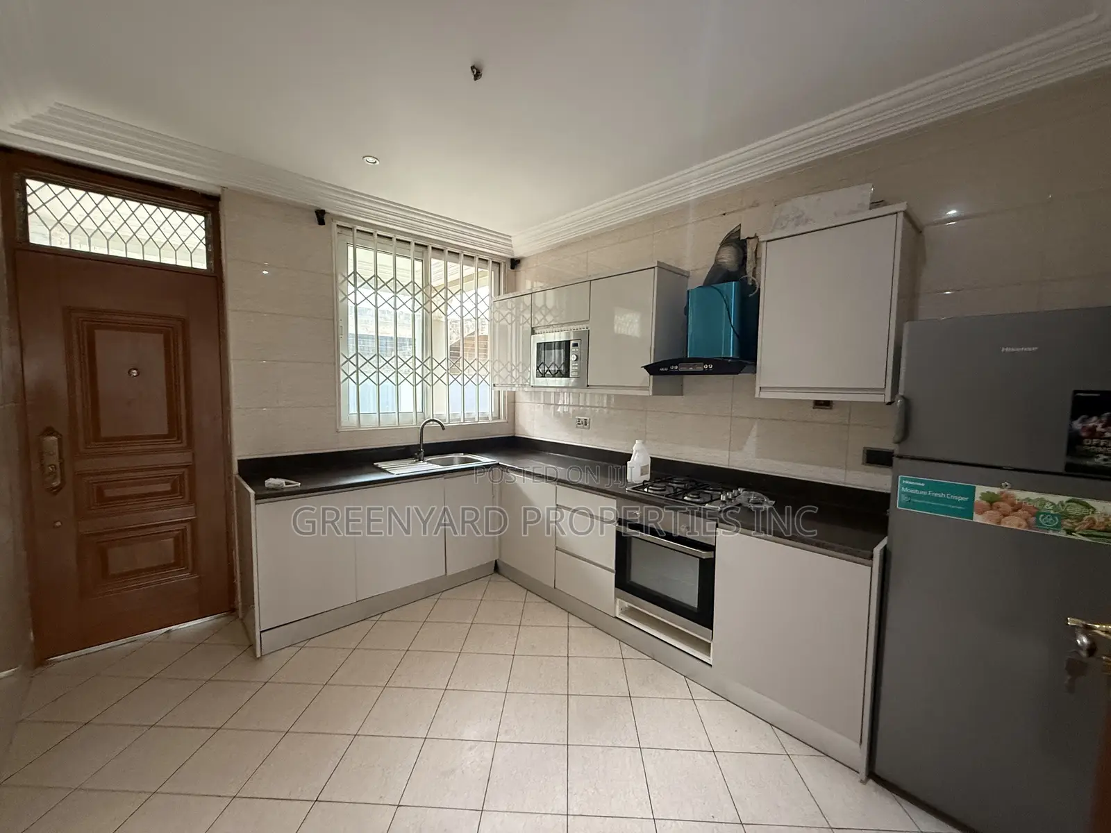 3bdrm Apartment in Mangos, East Legon for rent in East Legon