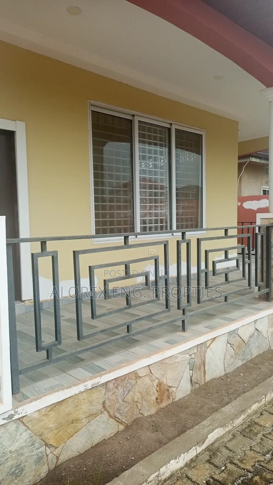 4bdrm House in $200,000, Oyarifa for sale in Oyarifa