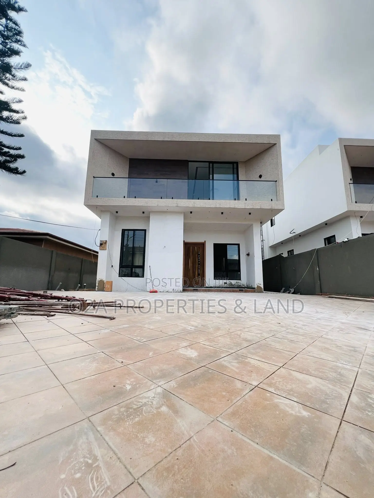 4bdrm House in Adenta, Oyarifa, Barrier for sale in Barrier