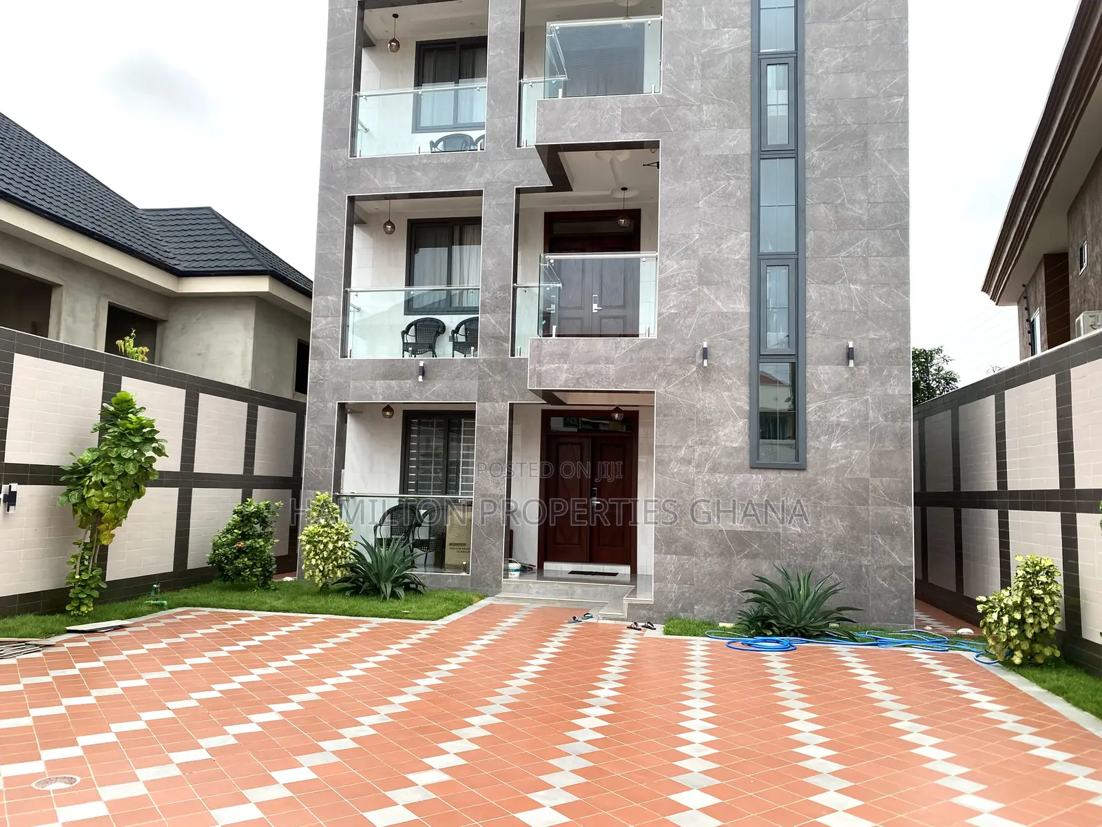 Furnished 3bdrm Apartment in Tse Addo, Tseaddo for rent in Tseaddo