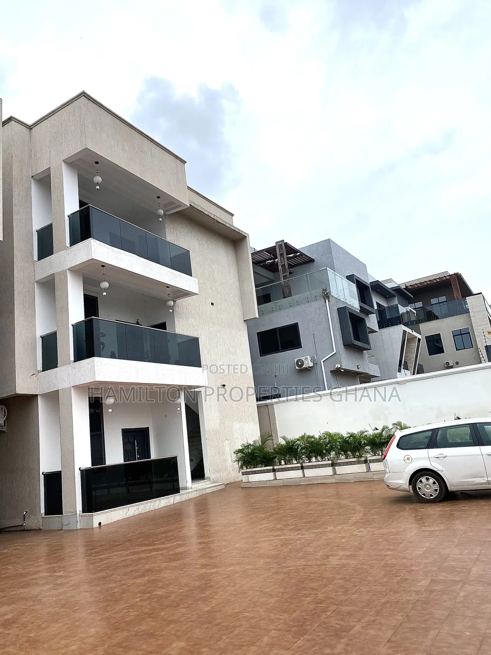 2bdrm Apartment in East Airport, Tseaddo for rent in Tseaddo