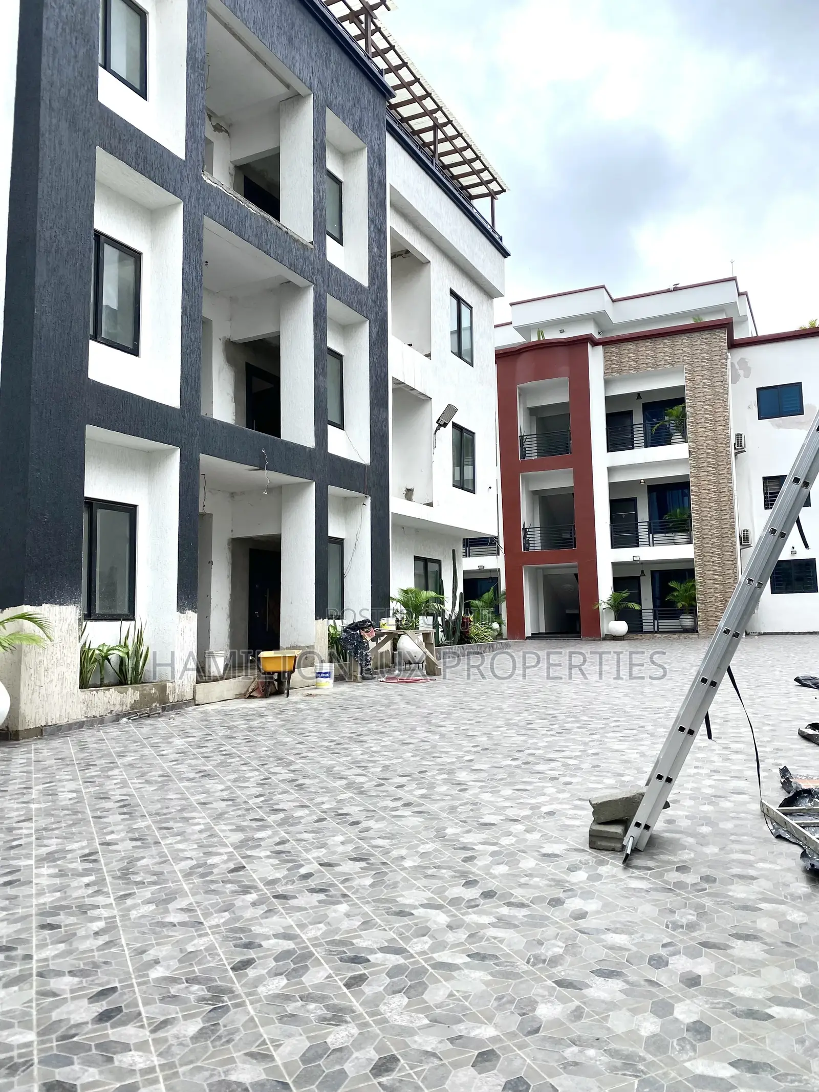 2bdrm Apartment in East Airport, Tseaddo for rent in Tseaddo